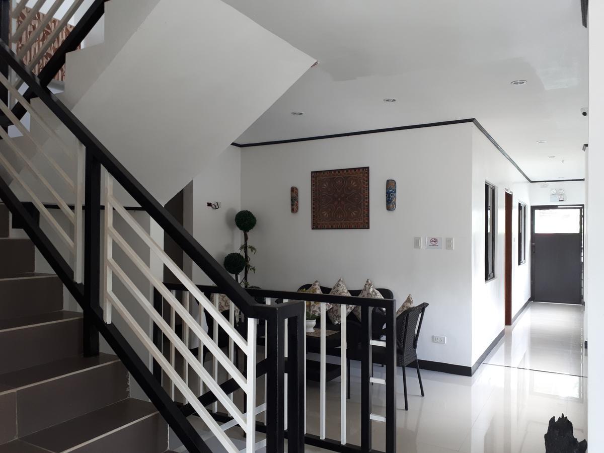 Kent Travellers' Inn Корон Экстерьер фото
